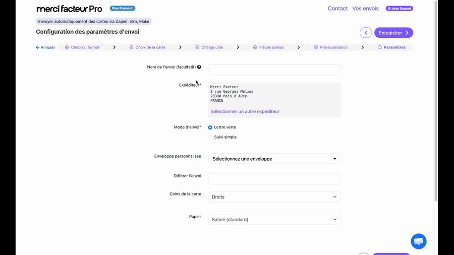 Formulaire de configuration des paramètres d'envoi avec les champs : Nom de l'envoi, Expéditeur avec adresse affichée, Mode d'envoi avec options Lettre verte et Lettre suivie, Enveloppe personnalisée avec dropdown, Différer l'envoi, Coins de la carte avec option Droits, et Papier avec option Satiné standard