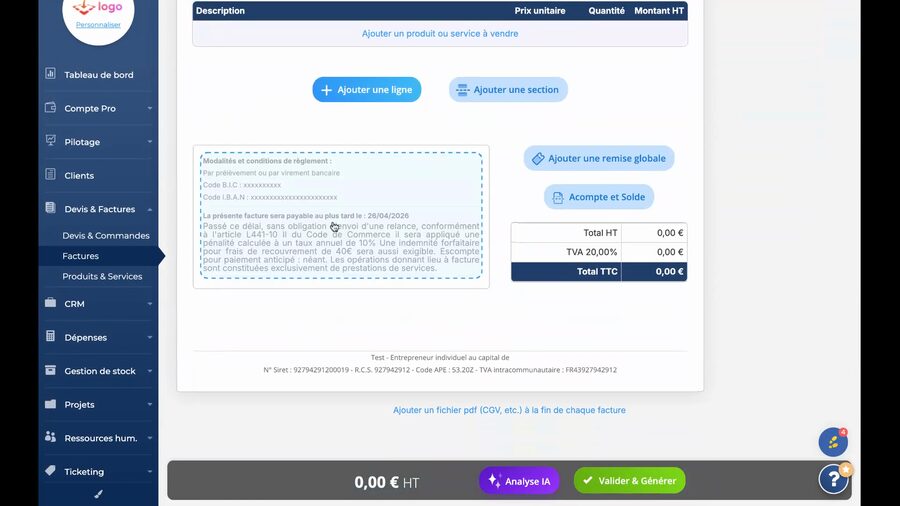 Page de création de facture dans Axonaut montrant le tableau de lignes de facture, les boutons Ajouter une ligne et Ajouter une section, et en bas la zone encadrée en pointillés bleus contenant les modalités et conditions de règlement