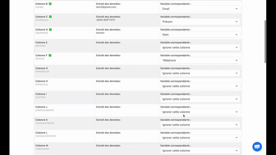 Suite du tableau de mappage montrant des colonnes Lemlist comme linkedinUrl, companyName, jobDescription configurées en Ignorer cette colonne