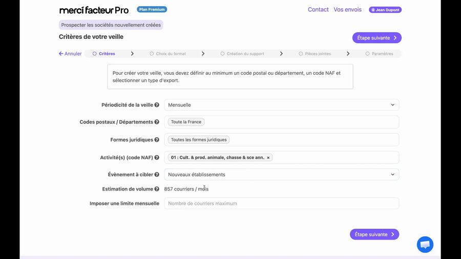 Formulaire de critères entièrement rempli affichant une estimation de volume de 857 courriers par mois, avec tous les champs complétés et le bouton Étape suivante visible