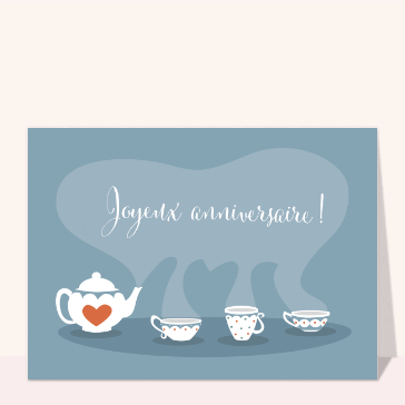 Th&eacute;i&egrave;re et tasses pour un anniversaire festif