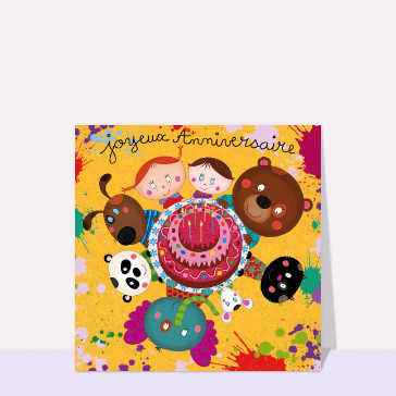 G&acirc;teau joyeux entour&eacute; d'amis et d'animaux