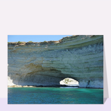 C&ocirc;te spectaculaire et ciel azur