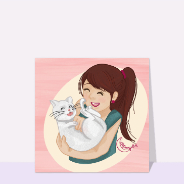 Chat heureux dans les bras d'une amie