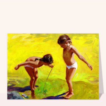 Petites filles jouant dans l`eau Cartes postales d'août et vacances
