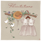 Douce robe en fleurs pour c&eacute;l&eacute;brer une naissance