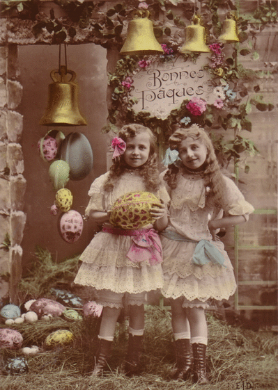 Carte Bonnes Paques avec deux petites filles Carte ancienne de Pâques