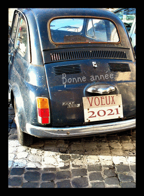 Carte La bonne année 2021 sur une fiat 500 Carte de voeux humour 2021