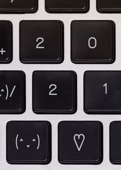 Carte La nouvelle année 2021 sur un clavier Carte de voeux 2021 pour geek