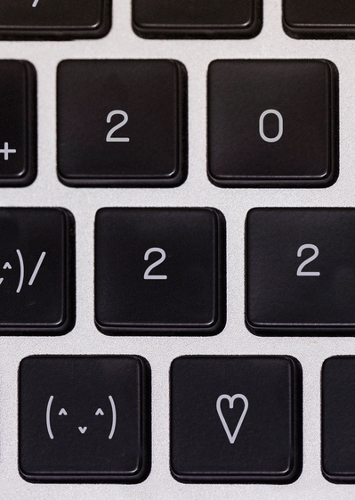 Carte La nouvelle année 2022 sur un clavier Carte de voeux 2022 pour geek