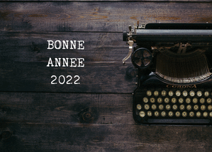 Carte Bonne année 2022 à la machine à écrire Carte de voeux retro 2022