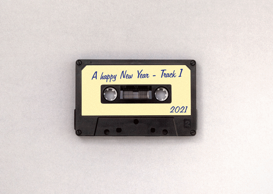 Carte Happy New Year 2022 sur une cassette Carte de voeux retro 2022