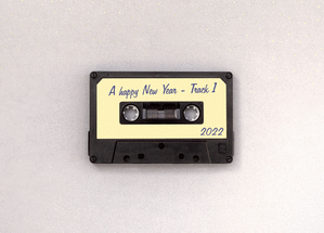 Carte Happy New Year 2022 sur une cassette Carte de voeux retro 2022