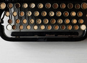 Carte Typewriter vintage 2025 pour vos vœux Carte de voeux retro 2025