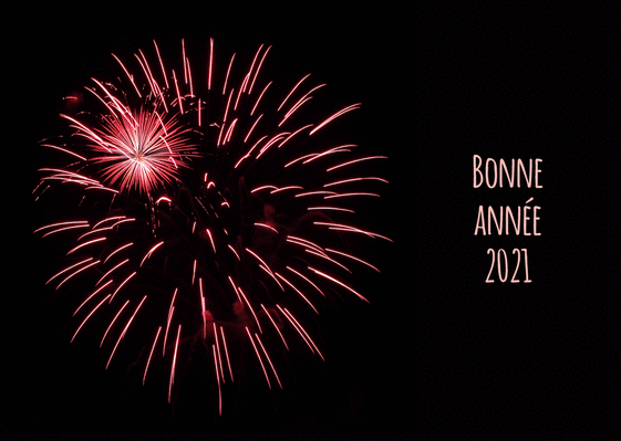 Carte Bonne année 2021 et feu d`artifice dans la nuit noir Carte de voeux 2021 avec feu d'artifice
